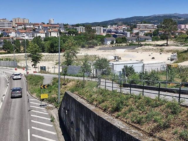 Terreno à venda em Amarante São Gonçalo, Madalena, Cepelos e Gatão, Amarante RE/MAX Portugal