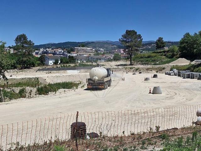 Terreno à venda em Amarante São Gonçalo, Madalena, Cepelos e Gatão, Amarante RE/MAX Portugal