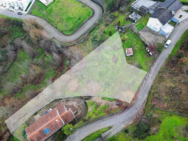 Terreno à venda em Amarante São Gonçalo, Madalena, Cepelos e Gatão, Amarante RE/MAX Portugal