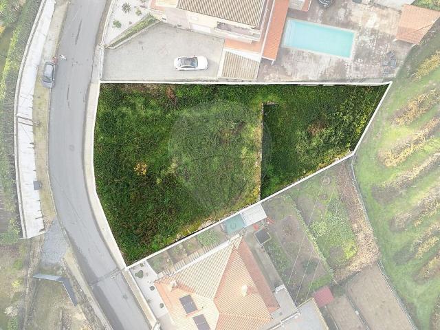 Terreno à venda em Amarante São Gonçalo, Madalena, Cepelos e Gatão, Amarante RE/MAX Portugal