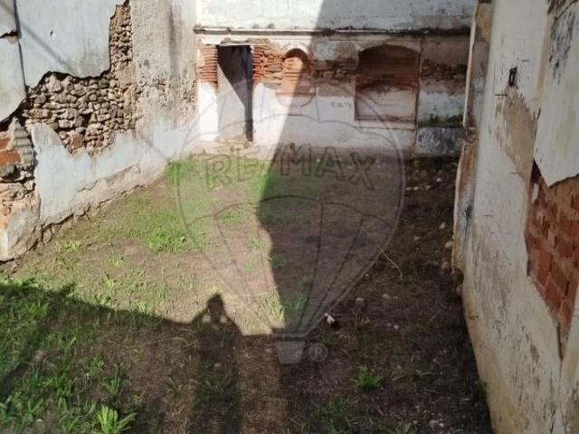 Terreno à venda em Abrantes