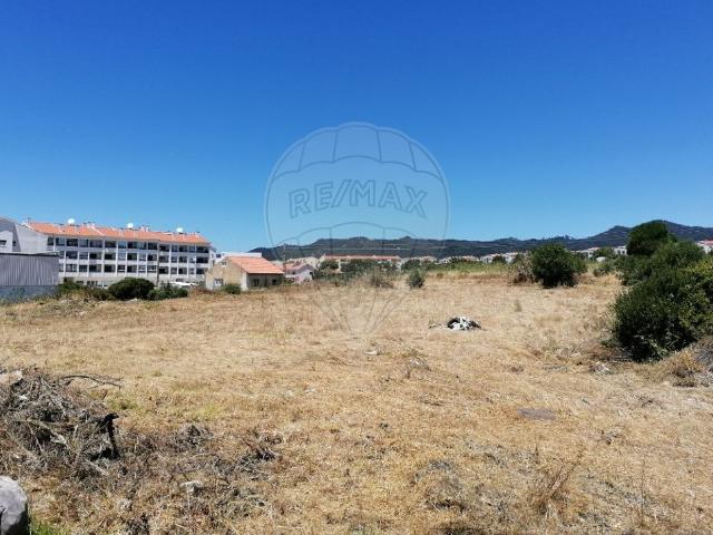 Terreno à venda em Adroana