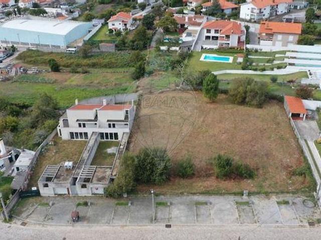 Terreno à venda em Afife, Viana do Castelo RE/MAX Portugal