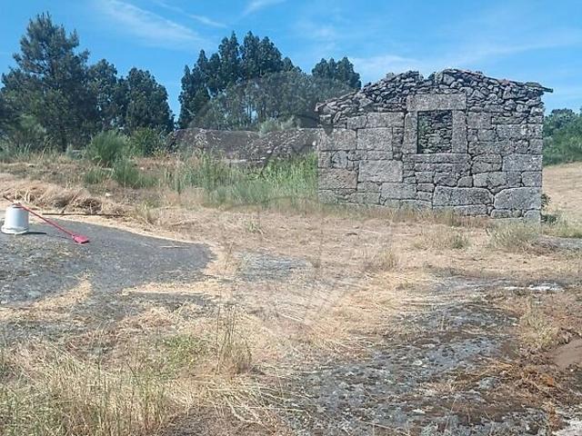 Terreno à venda em Aguiar da Beira e Coruche, Aguiar da Beira RE/MAX Portugal
