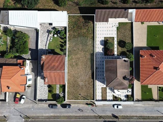 Terreno à venda em Agrela, Santo Tirso RE/MAX Portugal
