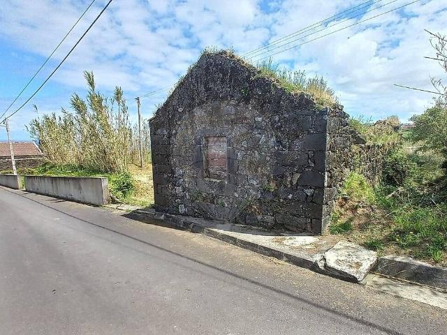 Terreno à venda em Ajuda da Bretanha, Ponta Delgada RE/MAX Portugal