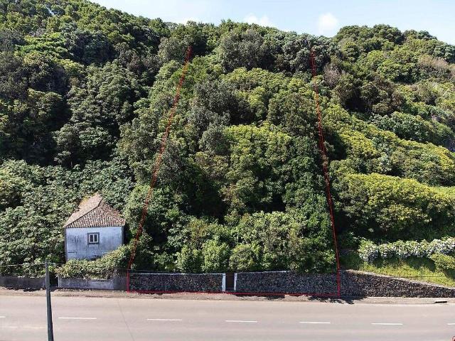 Terreno à venda em Altares, Angra do Heroísmo RE/MAX Portugal
