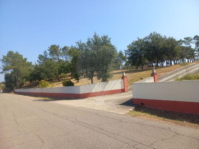 Terreno à venda em Alvaiázere