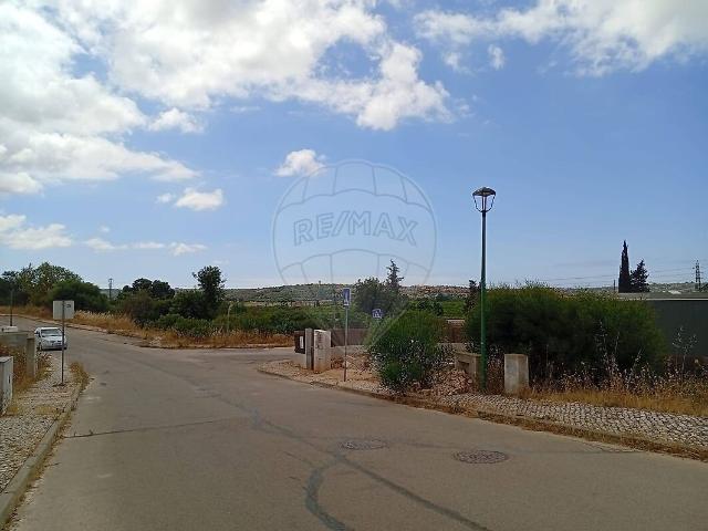 Terreno à venda em Alcantarilha e Pêra, Silves RE/MAX Portugal