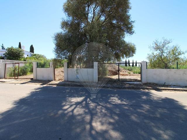Terreno à venda em Alcantarilha e Pêra, Silves RE/MAX Portugal