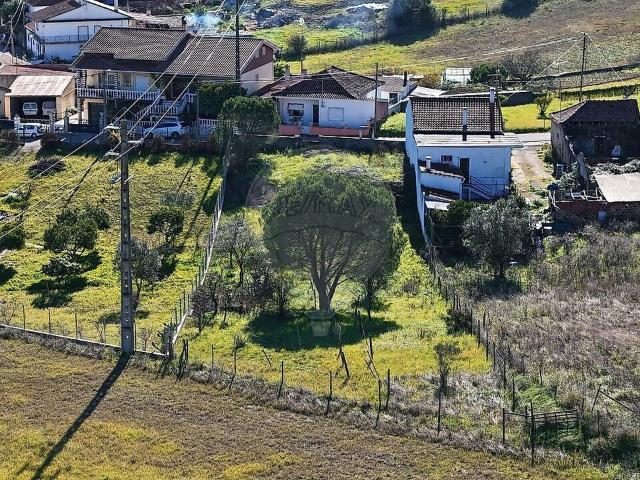 Terreno à venda em Alcanena e Vila Moreira, Alcanena RE/MAX Portugal