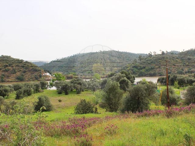 Terreno à venda em Alcoutim