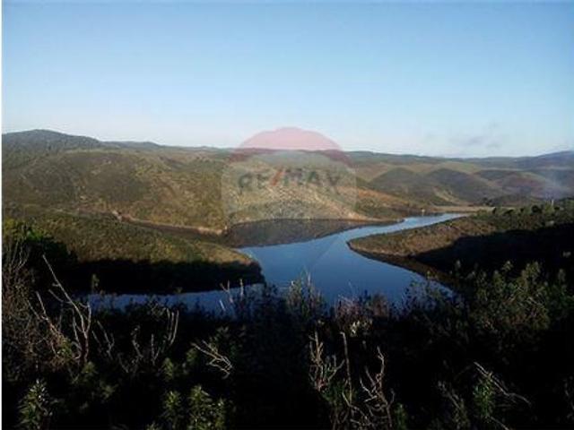 Terreno à venda em Alcoutim