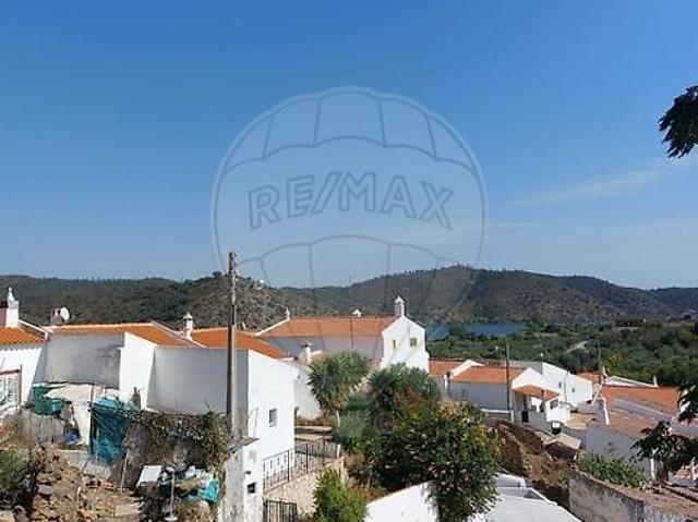 Terreno à venda em Alcoutim e Pereiro, Alcoutim RE/MAX Portugal