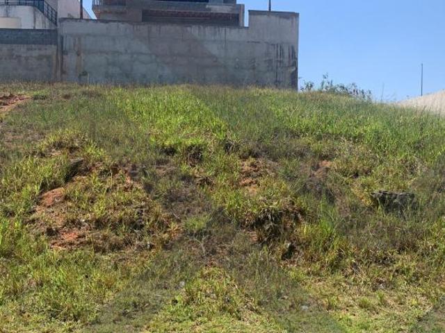 Terreno à Venda em Aldeia da Serra