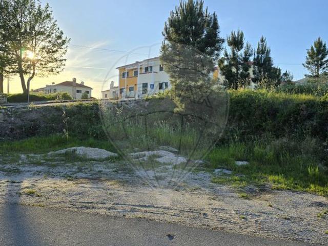 Terreno à venda em Alenquer