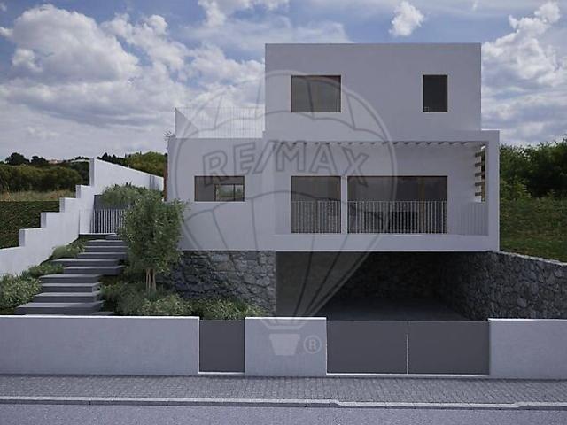 Terreno à venda em Alhandra, São João dos Montes e Calhandriz, Vila Franca de Xira RE/MAX Portugal