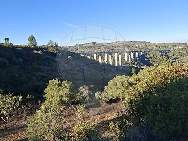 Terreno à venda em Alhandra, São João dos Montes e Calhandriz, Vila Franca de Xira RE/MAX Portugal