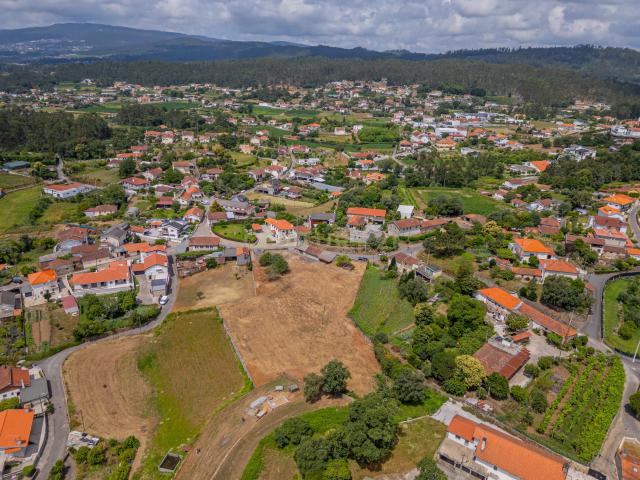 Terreno à venda em Alheira, Barcelos 5000m² com vistas panorâmicas