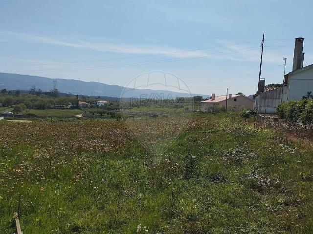 Terreno à venda em Aljubarrota, Alcobaça RE/MAX Portugal
