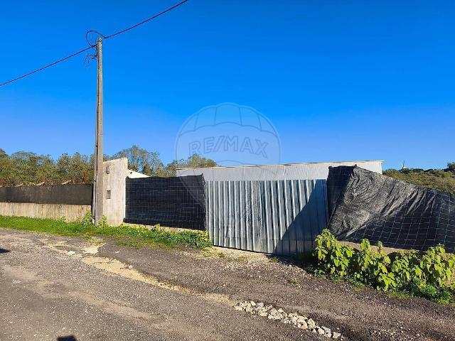 Terreno à venda em Almargem do Bispo, Pêro Pinheiro e Montelavar, Sintra RE/MAX Portugal