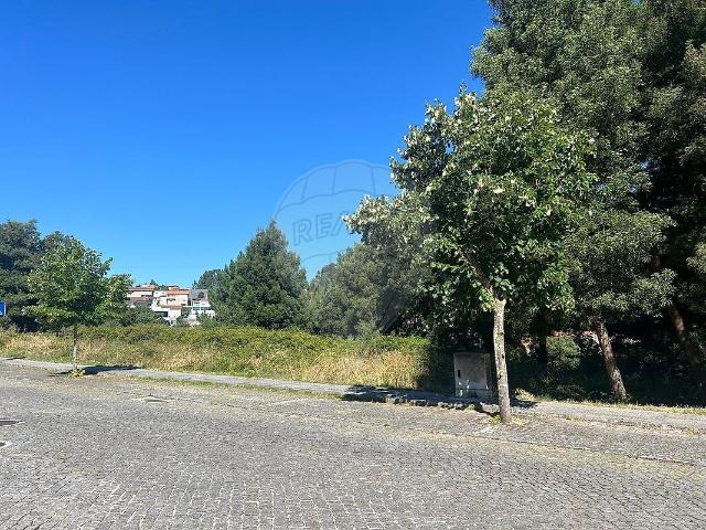 Terreno à venda em Alpendorada, Várzea e Torrão, Marco de Canaveses RE/MAX Portugal