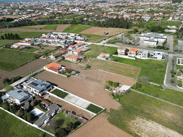 Terreno à venda em Aradas, Aveiro RE/MAX Portugal