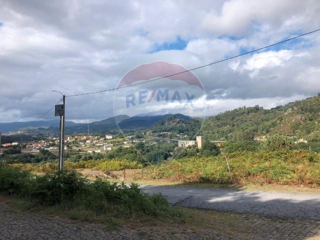 Terreno à venda em Arcos de Valdevez São Paio e Giela, Arcos de Valdevez RE/MAX Portugal