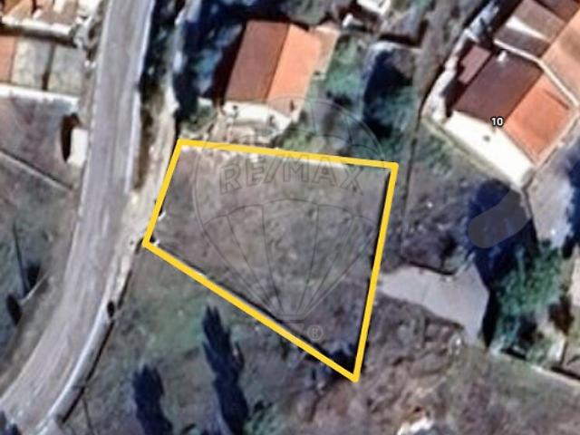 Terreno à venda em Arcozelo, Gouveia RE/MAX Portugal