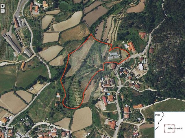 Terreno à venda em Atães e Rendufe, Guimarães RE/MAX Portugal