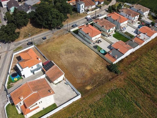 Terreno à venda em Aveiro