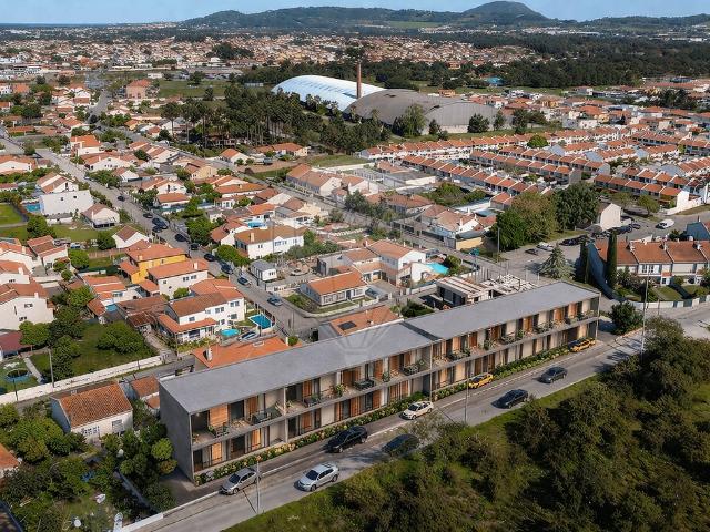 Terreno à venda em Azeitão São Lourenço e São Simão, Setúbal RE/MAX Portugal