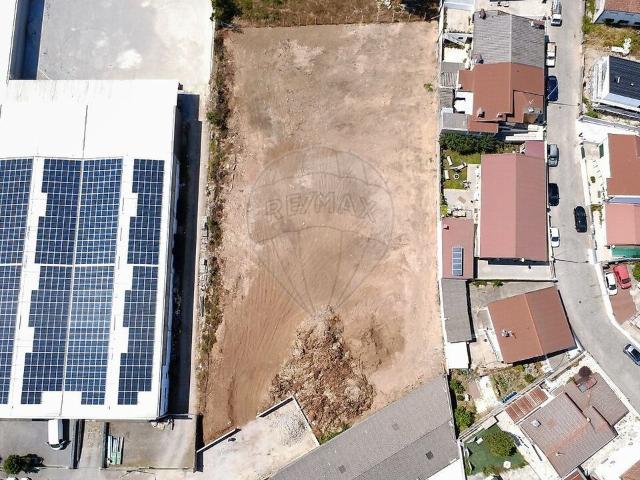 Terreno à venda em Bougado São Martinho e Santiago, Trofa RE/MAX Portugal