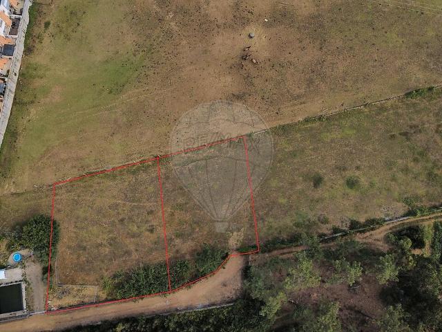 Terreno à venda em Bougado São Martinho e Santiago, Trofa RE/MAX Portugal