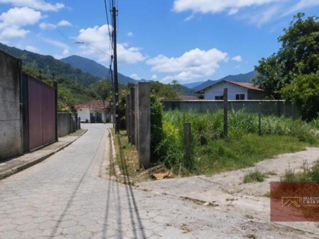Terreno á venda em Boiçucanga