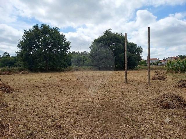 Terreno à venda em Batalha, Batalha RE/MAX Portugal