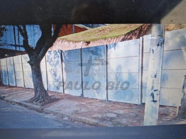 Terreno à venda em Baeta Neves