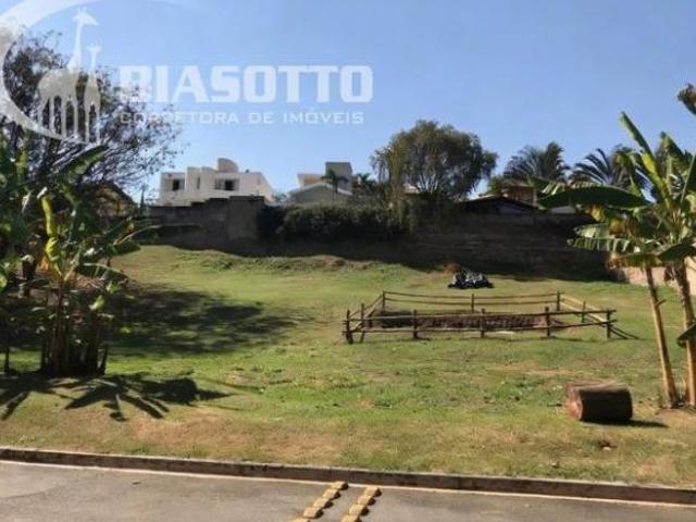 terreno à venda em Bairro das Palmeiras