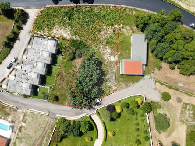 Terreno à venda em Barcelos