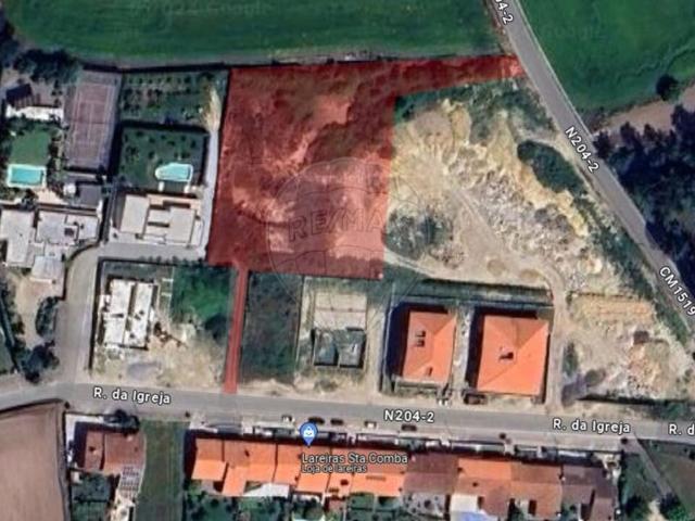 Terreno à venda em Barcelos