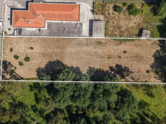 Terreno à venda em Barrô e Aguada de Baixo, Águeda RE/MAX Portugal