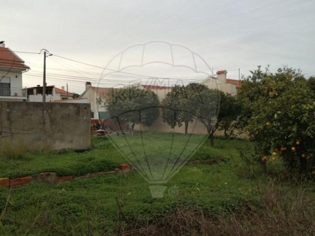 Terreno à venda em Barreiro