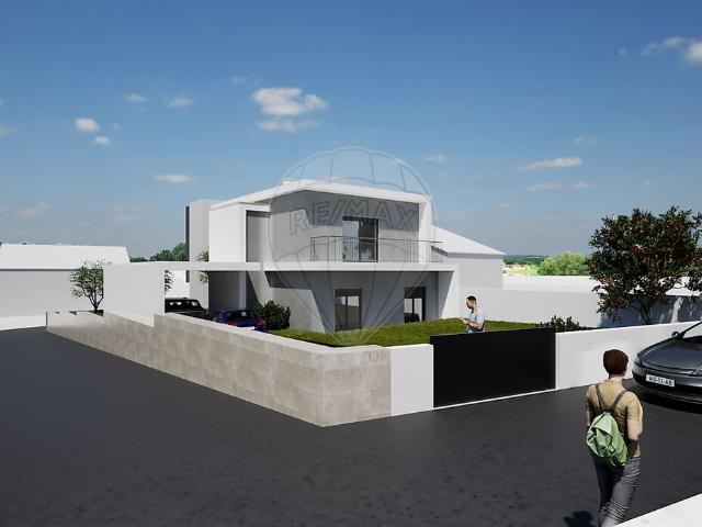 Terreno à venda em Bárrio, Alcobaça RE/MAX Portugal