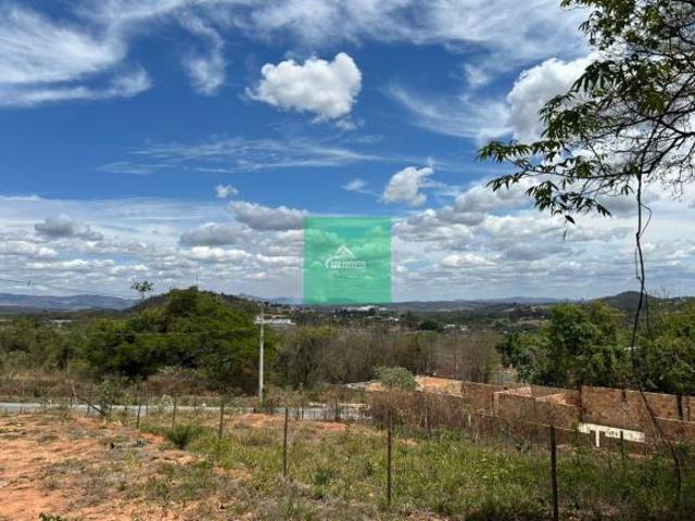 Terreno à venda em Betim MG, no bairro Tiradentes, com 330m² de área!