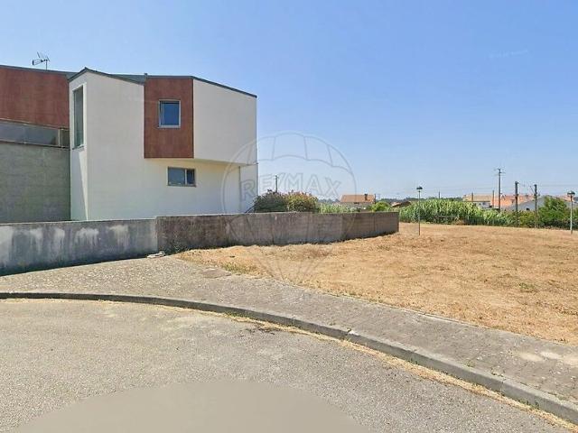 Terreno à venda em Beduído e Veiros, Estarreja RE/MAX Portugal