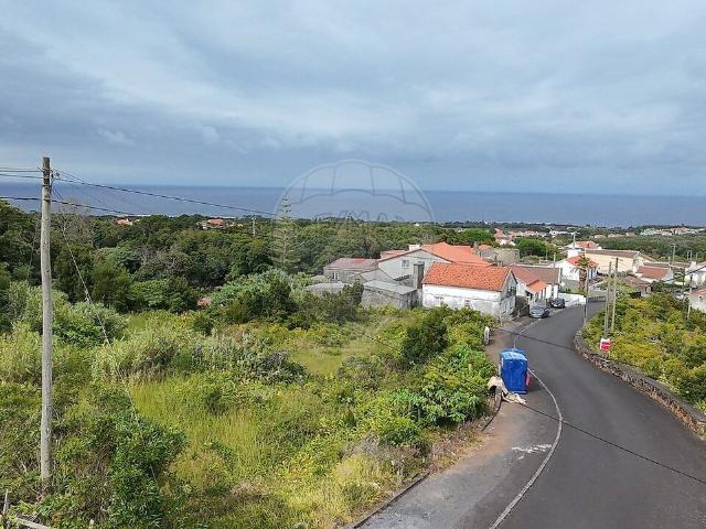 Terreno à venda em Biscoitos, Praia da Vitória RE/MAX Portugal