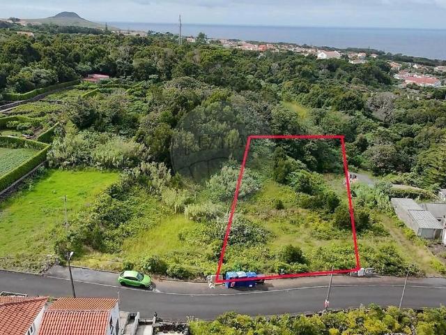 Terreno à venda em Biscoitos, Praia da Vitória RE/MAX Portugal