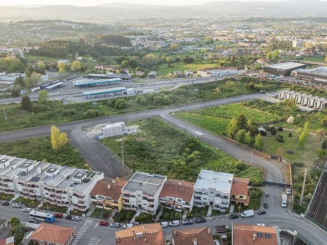 Terreno à venda em Braga Maximinos, Sé e Cividade, Braga RE/MAX Portugal
