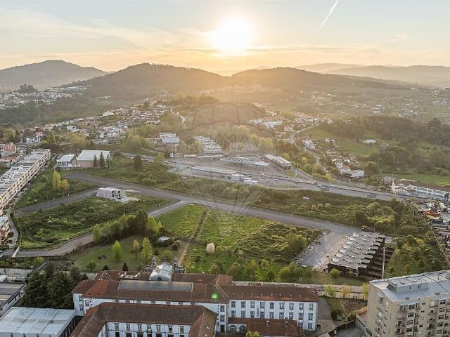 Terreno à venda em Braga Maximinos, Sé e Cividade, Braga RE/MAX Portugal