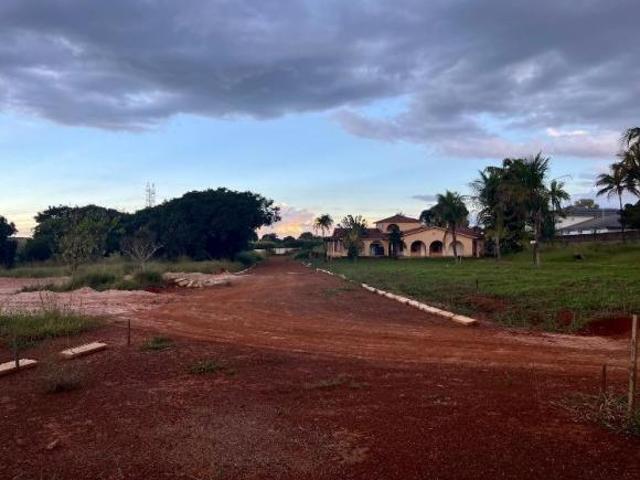 Terreno à venda em Brasília DF: Lote no Park Way com 2.500m² na SMPW Quadra 5 Conjunto 7